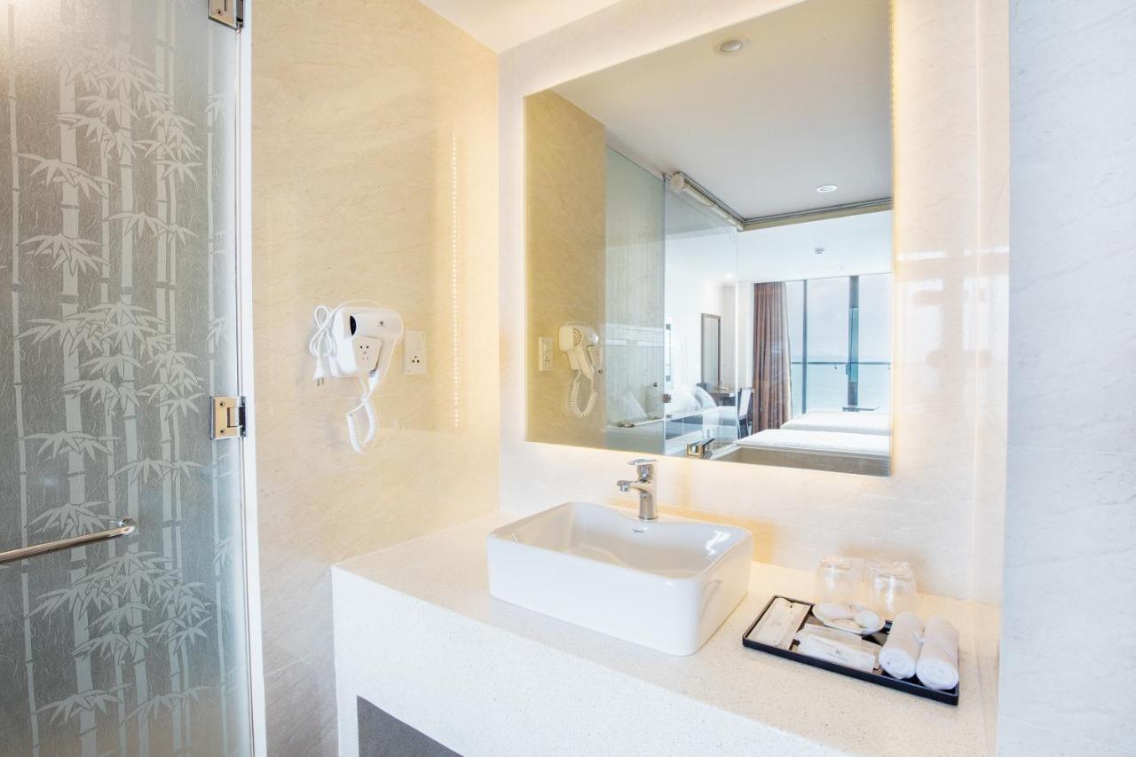 King Town Grand Hotel & Wedding Center Нячанг Экстерьер фото