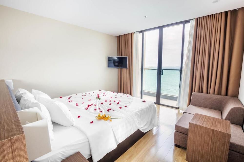 King Town Grand Hotel & Wedding Center Нячанг Экстерьер фото